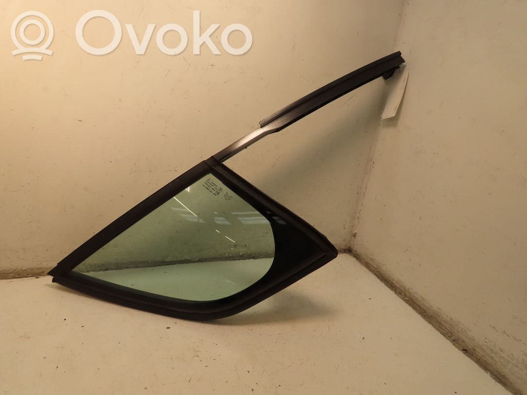 Citroen C3 Rear side window 