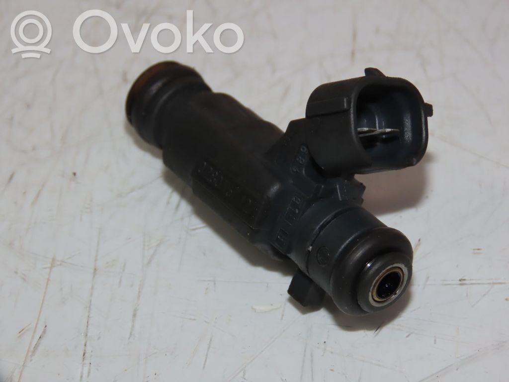 Inyector de combustible   75116127