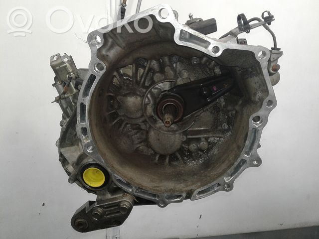 Mazda 5 Manualna 6-biegowa skrzynia biegów 