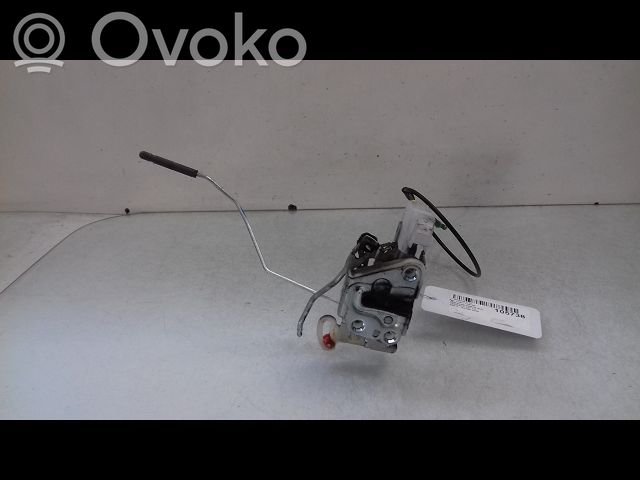 Peugeot 107 Front door lock 