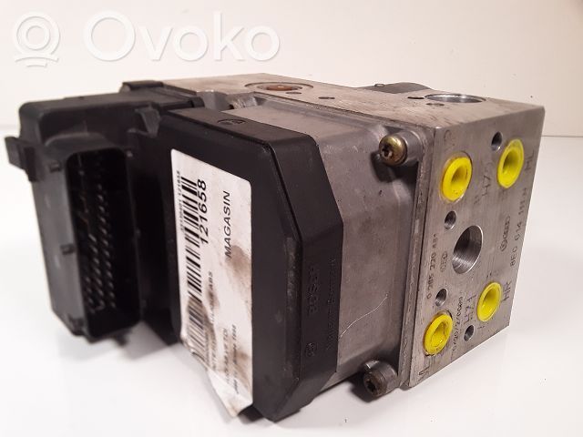 Bomba de ABS   8E0614111G