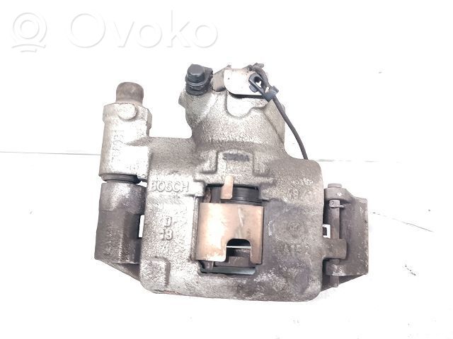 Fiat 500 Zacisk hamulcowy przedni 