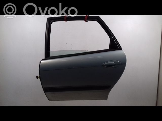 Puerta trasera   9006A0
