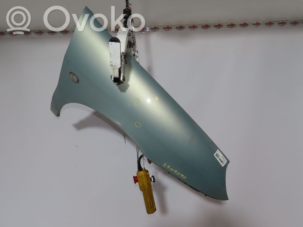 Citroen Xsara Błotnik przedni 