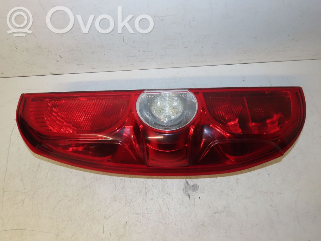 Rear/tail lights   95513787