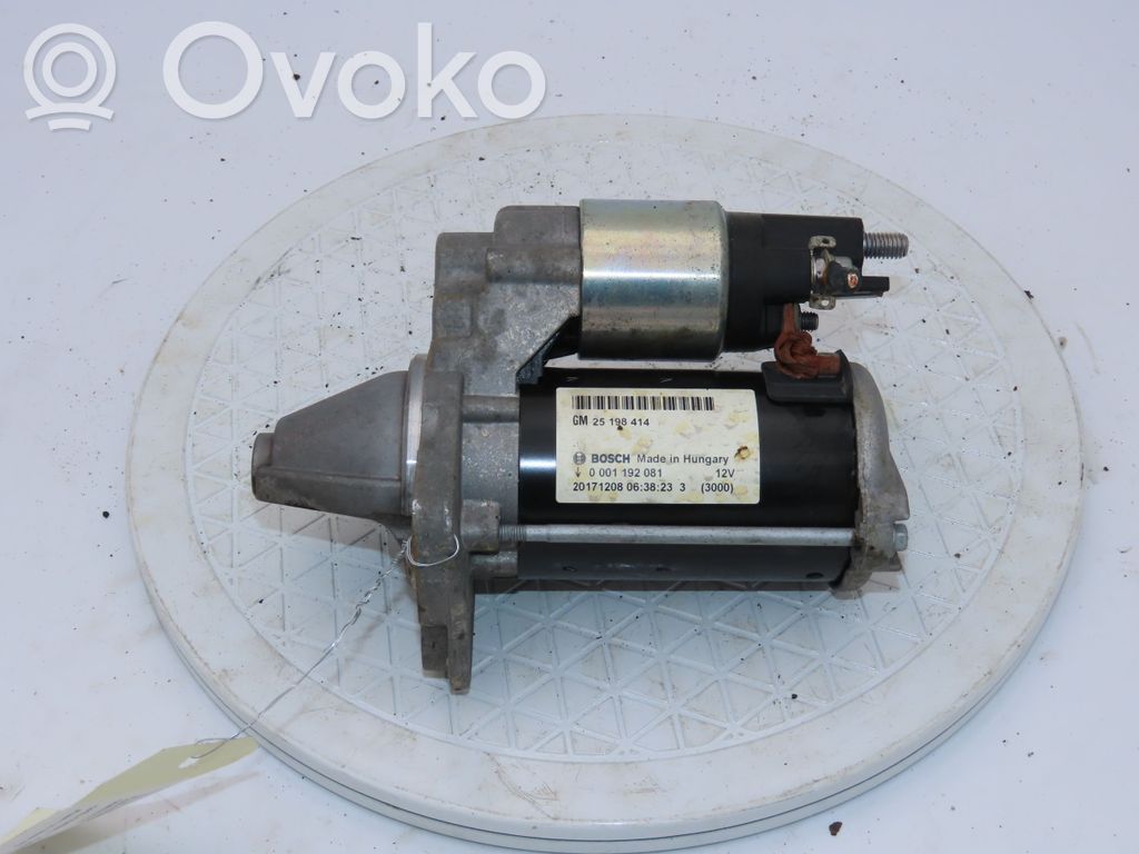Starter motor   25200067