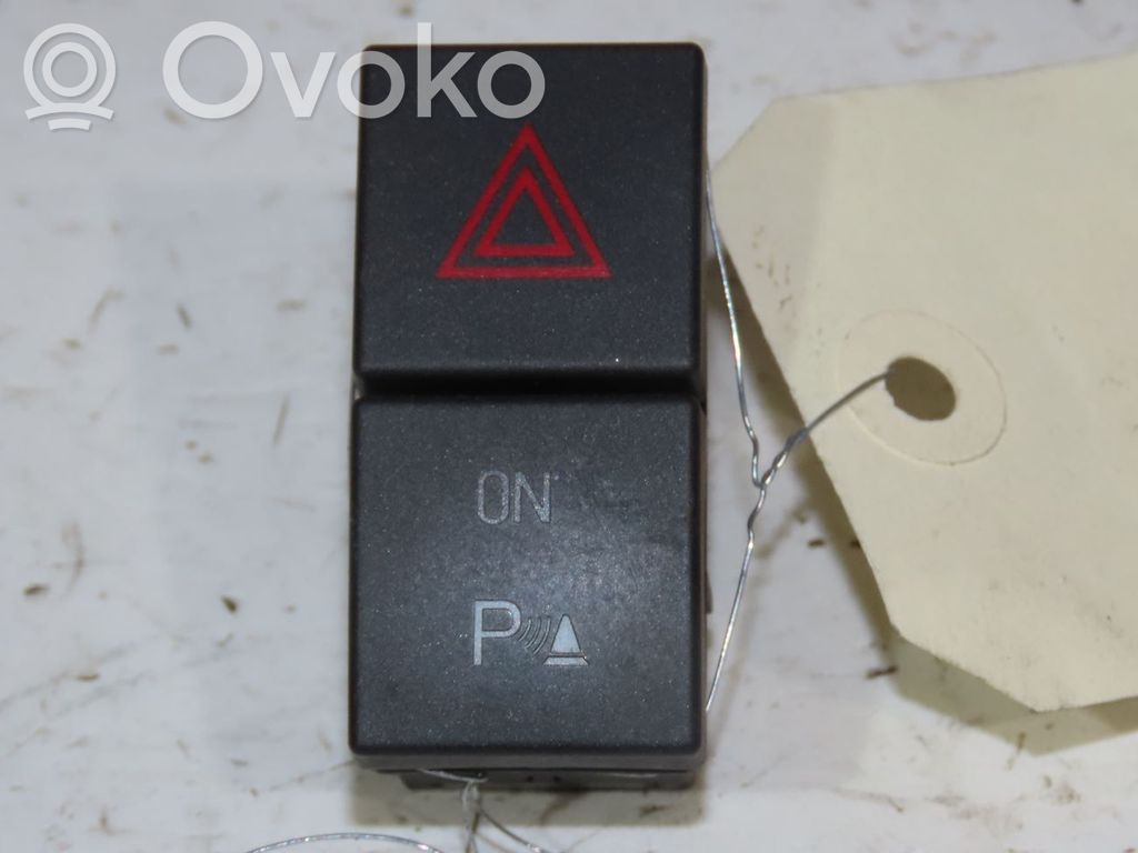 Ford C-MAX I Hazard light switch 