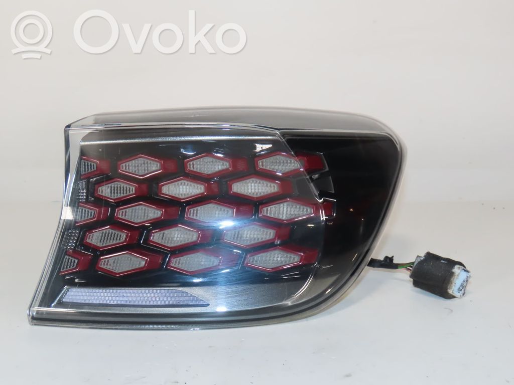 Rear/tail lights   92402J7500