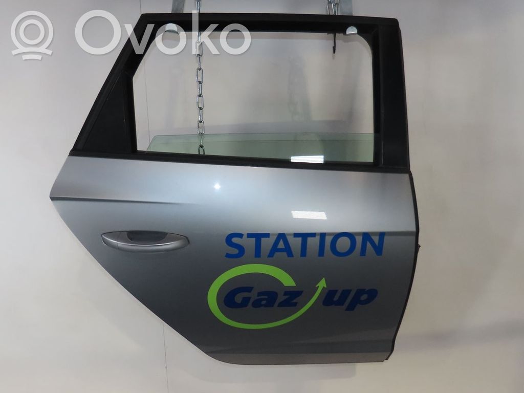 Takaovi   5F9833056