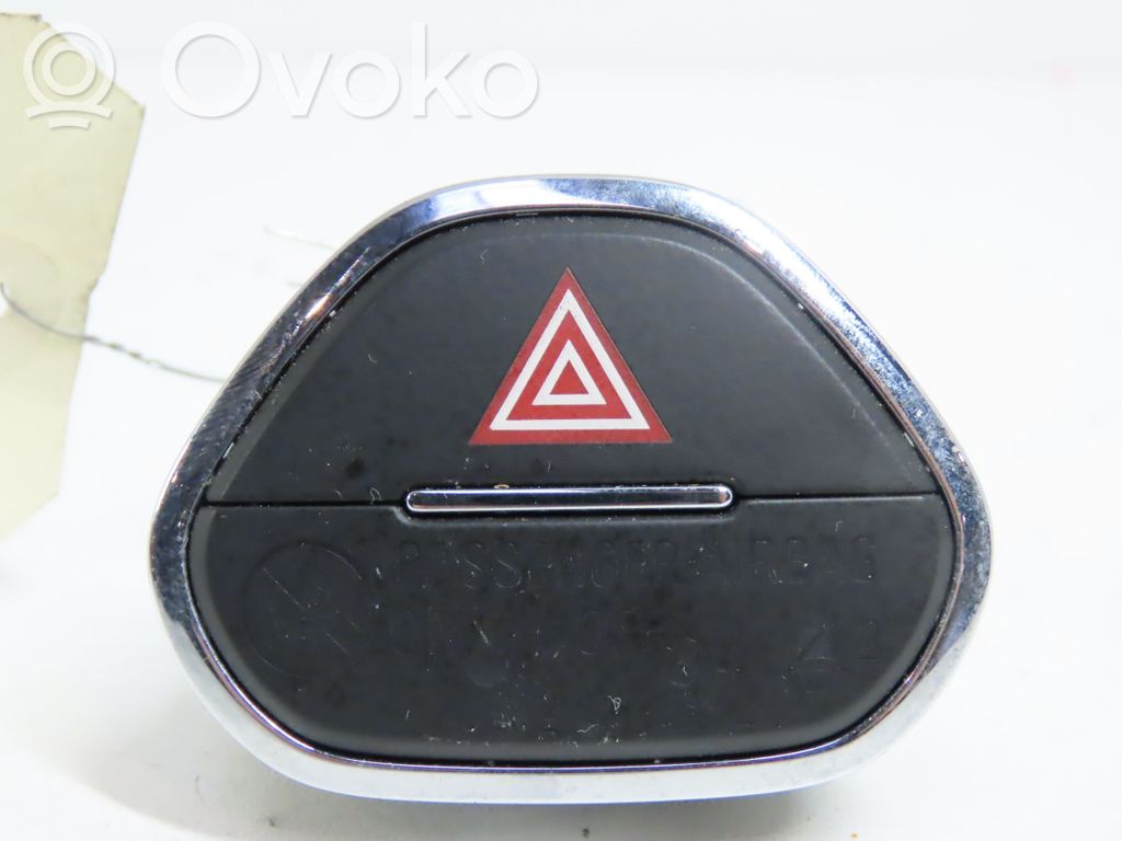 Hazard light switch   39149275