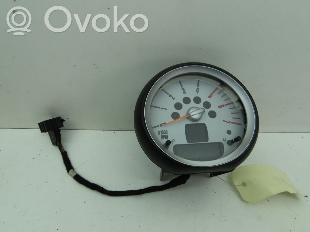 Tachometer   9178743