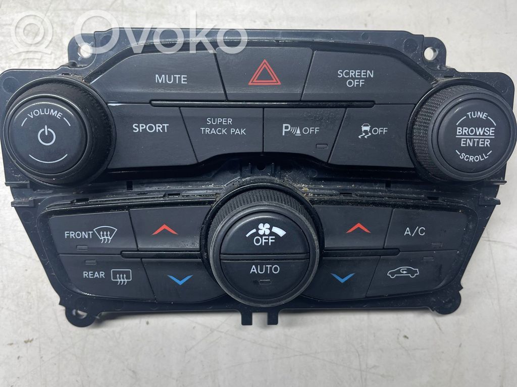 Climate control unit   P68293608AD