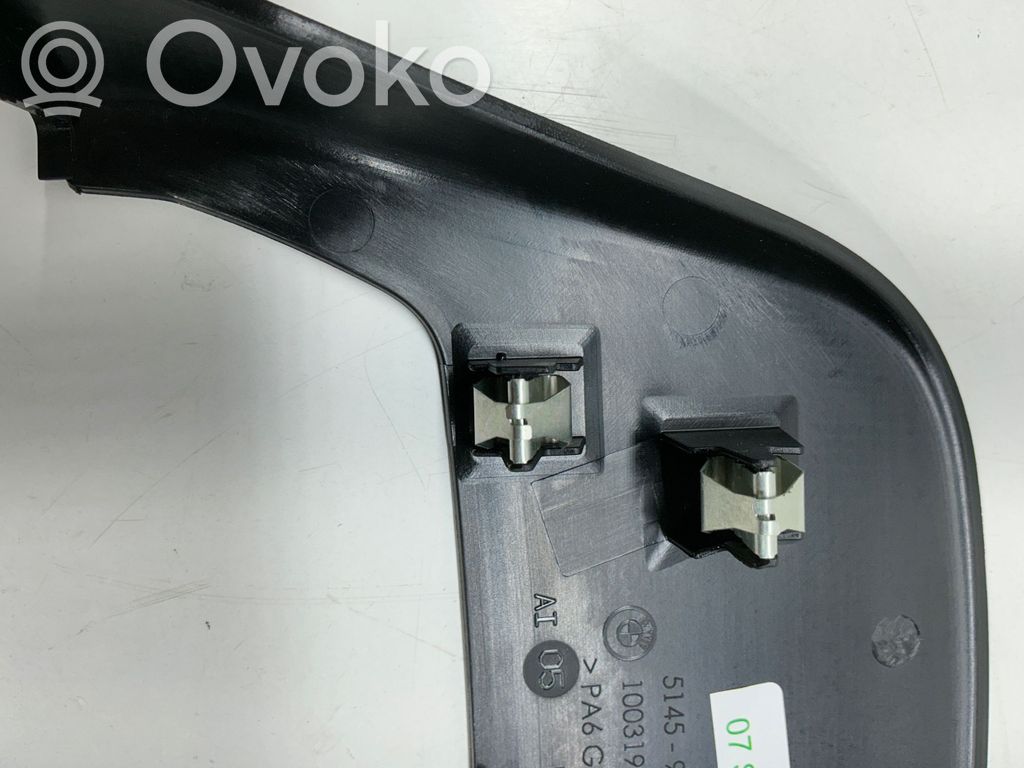 BMW i3 Vairo ašies apdaila 