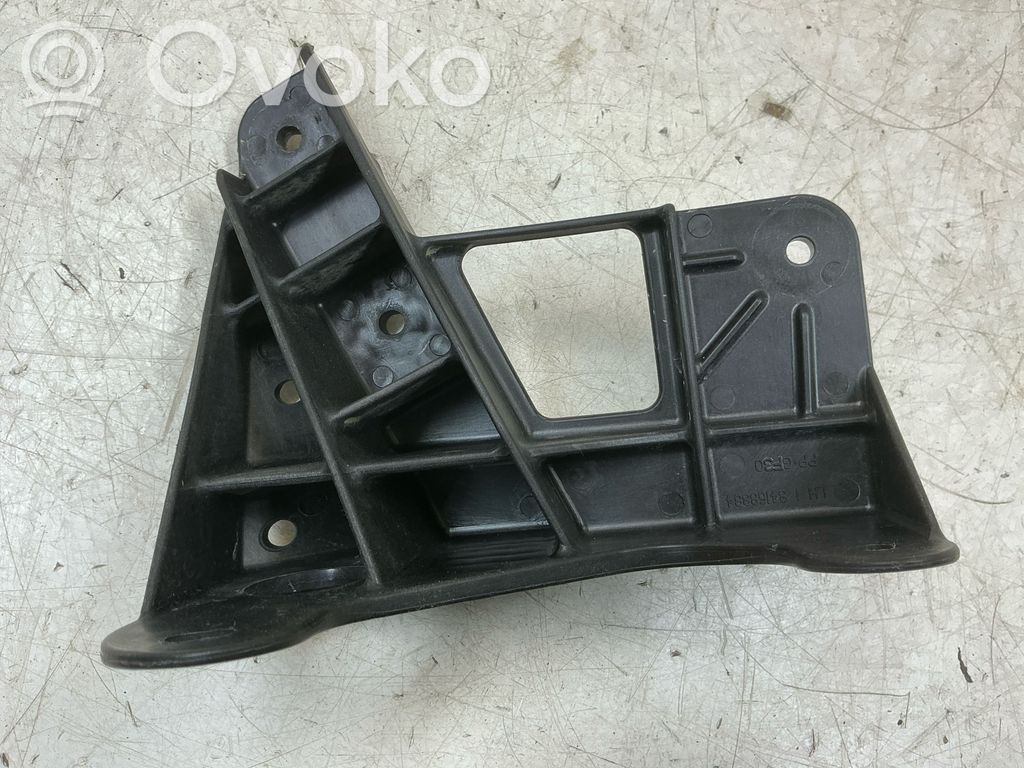 Chevrolet Corvette C8 Radiator mount bracket 