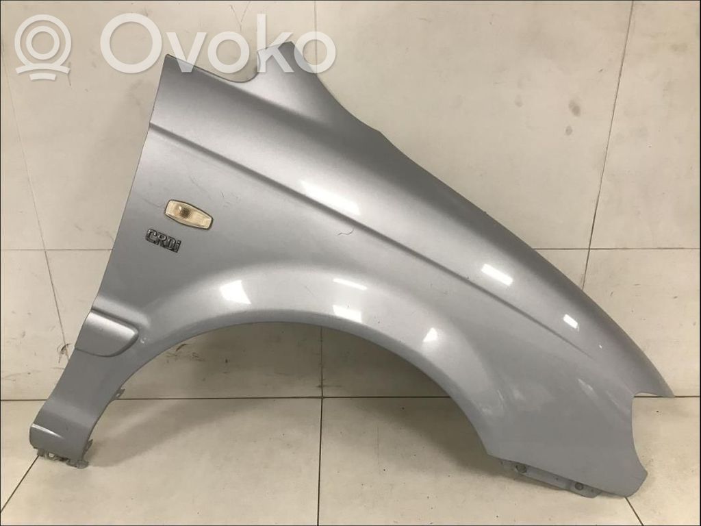 Hyundai Trajet Guardabarro 