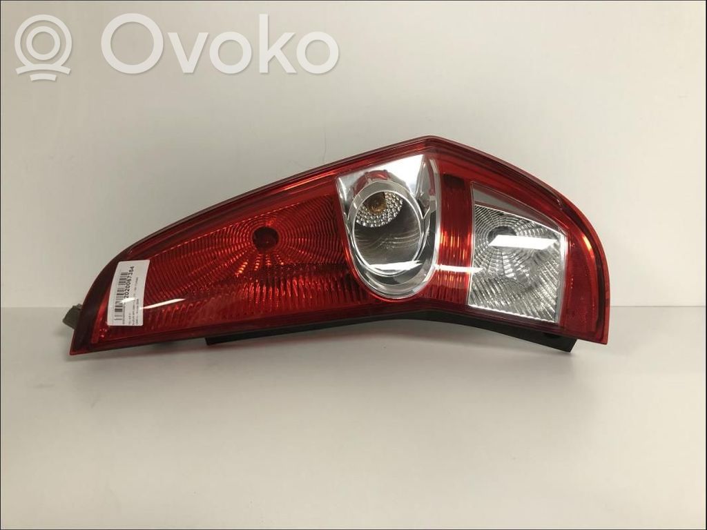 Suzuki Splash Aizmugurējais lukturis virsbūvē 
