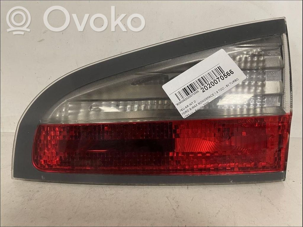 Ford S-MAX Aizmugurējais lukturis pārsegā 