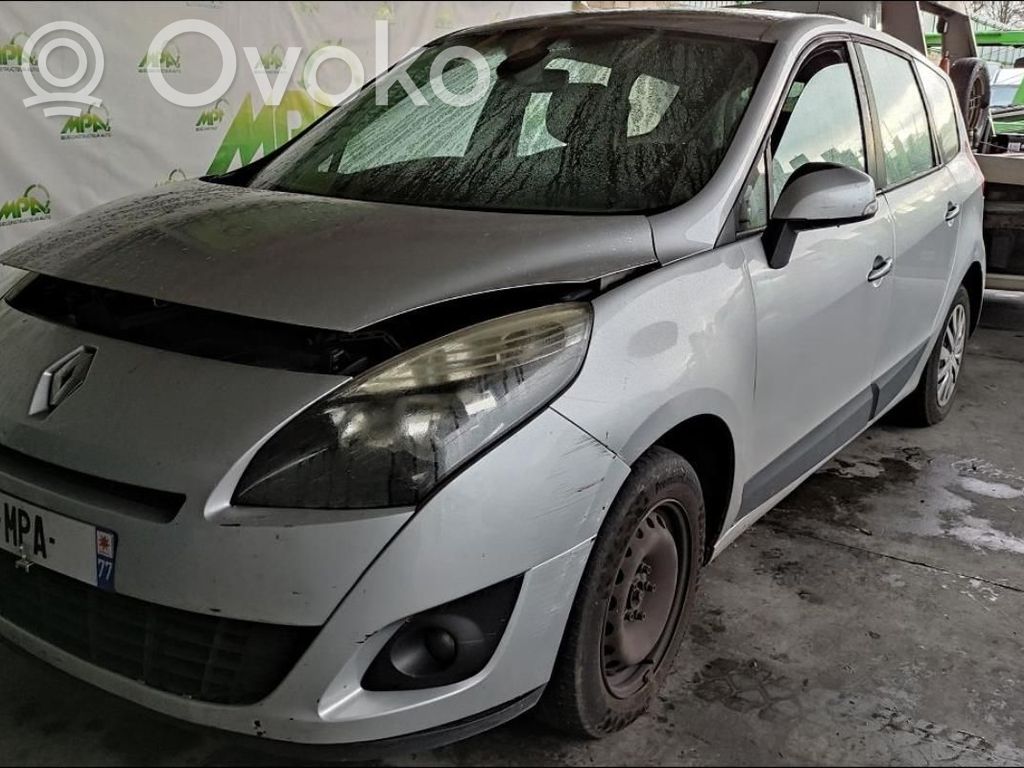 Renault Scenic III -  Grand scenic III Ģenerators 