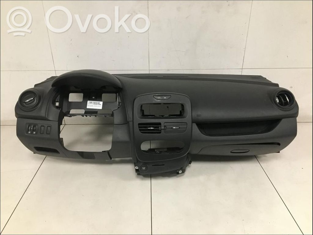 Renault Clio IV Panelė 