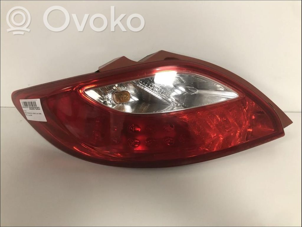 Rear/tail lights   D65151160M
