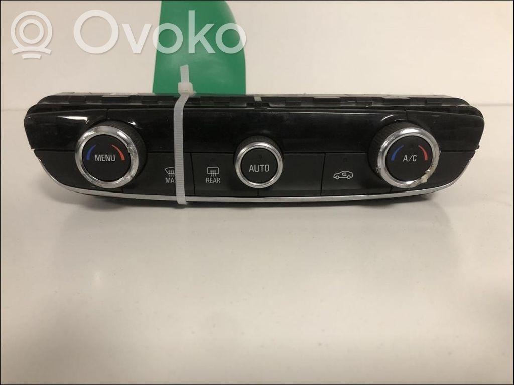 Opel Corsa F Panel klimatyzacji 