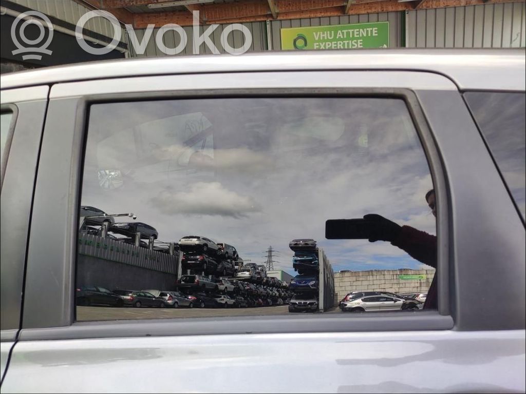 Nissan Note (E12) Luna de la puerta trasera 