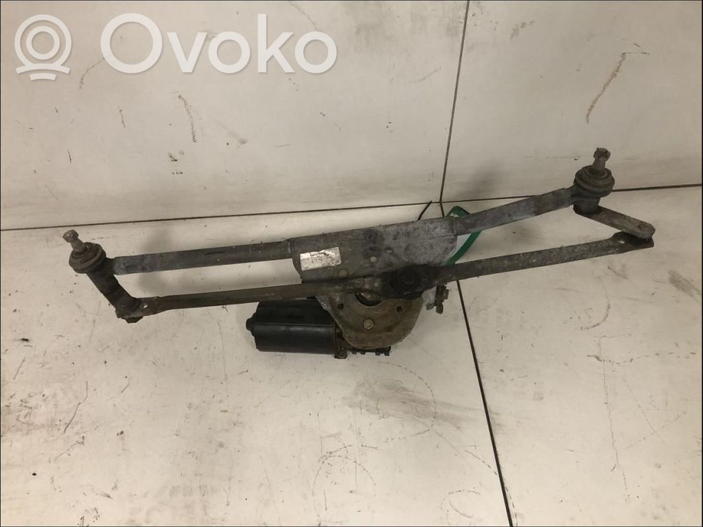 BMW 3 E36 Valytuvų varikliukas 