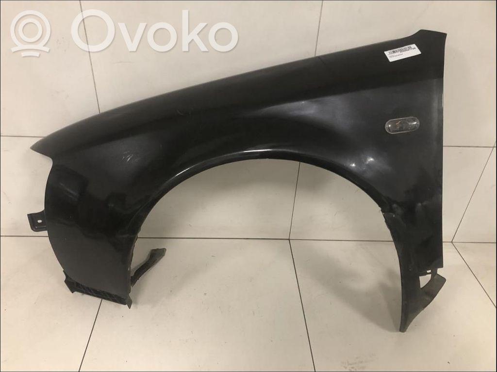 Audi A8 S8 D2 4D Guardabarro 