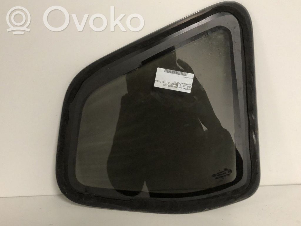 Dacia Duster Rear side window 