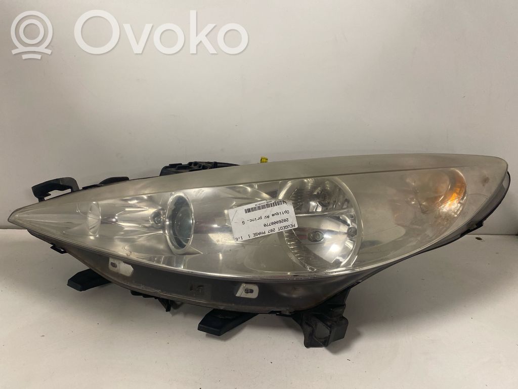 Peugeot 207 Headlight/headlamp 