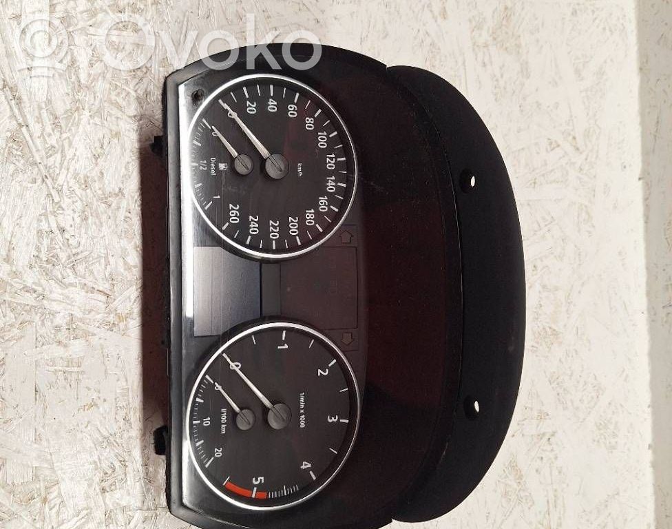 BMW 3 E90 E91 Spidometrs (instrumentu panelī) 