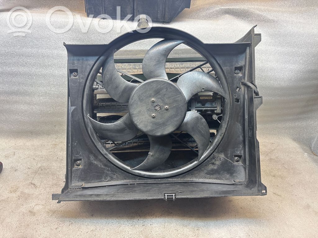 Elektrisks radiatoru ventilators   0130303846