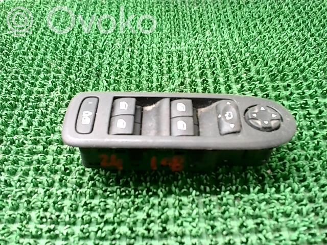 Citroen C5 Electric window control switch 