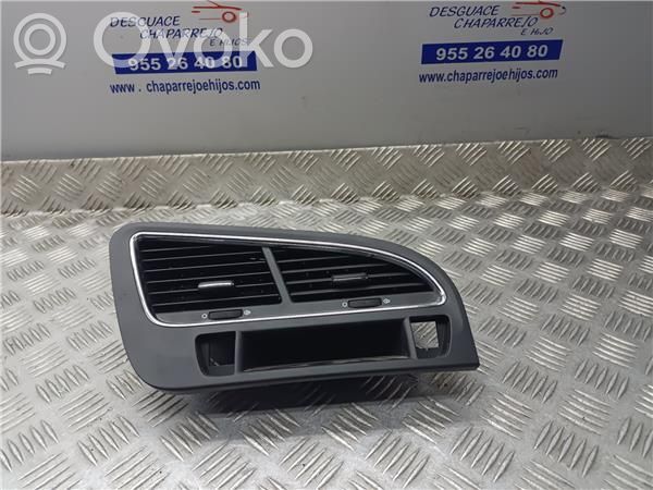 Peugeot 5008 Dysze / Kratki środkowego nawiewu deski rozdzielczej 