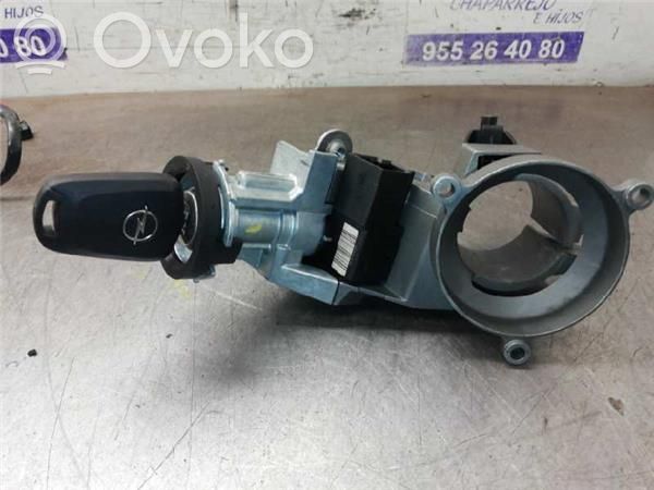Opel Corsa D Užvedimo spynelė 