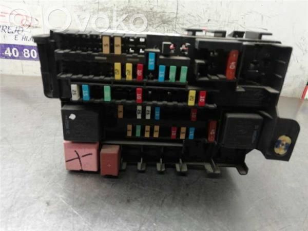 Renault Laguna III Módulo de fusible 