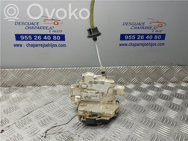Audi A3 S3 A3 Sportback 8P Priekinė durų spyna 