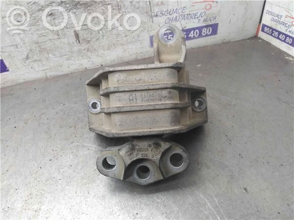 Fiat Croma Wspornik / Mocowanie silnika