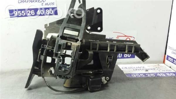 Serrure de porte arrière   3M5AR26412BP