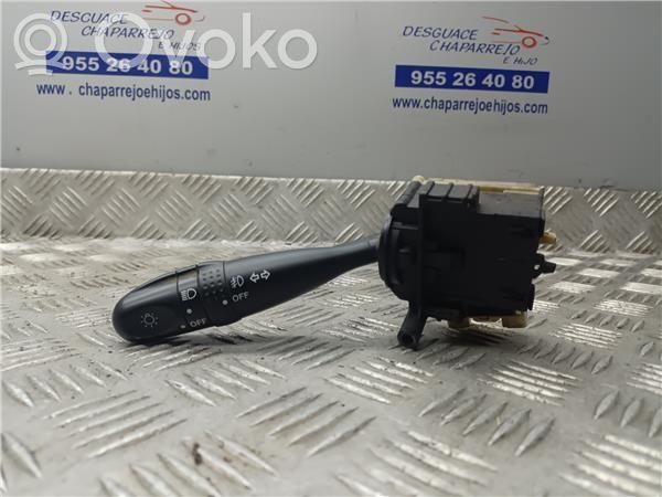 Toyota RAV 4 (XA20) Interruptor de luz