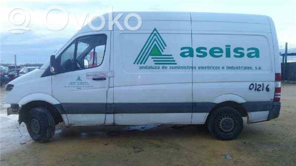 Mercedes-Benz Sprinter W901 W902 W903 W904 Unitate principală radio/CD/DVD/GPS 