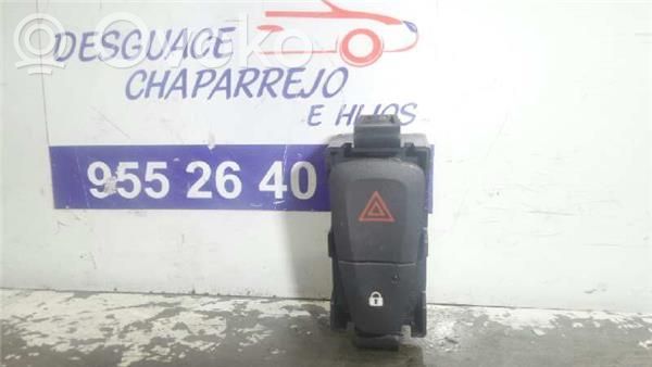 Renault Megane III Interruttore luci di emergenza