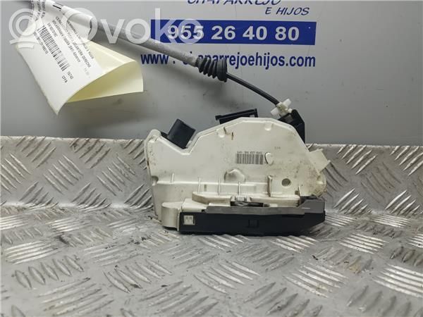 Volkswagen Tiguan Încuietoare ușă față 