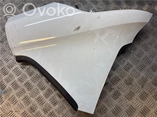 Ford B-MAX Aizmugurējā arka 