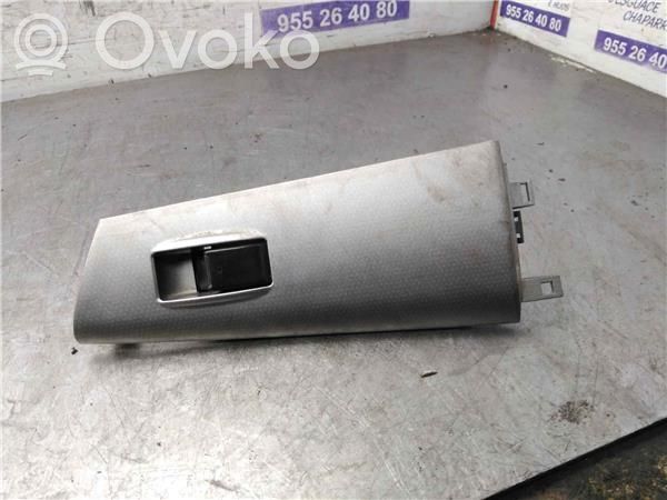 Comutator comandă geamuri electrice   8481002040