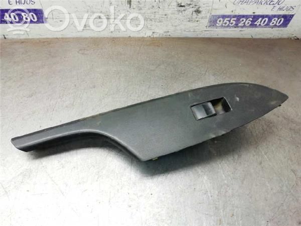 Toyota Corolla E110 Interrupteur commade lève-vitre