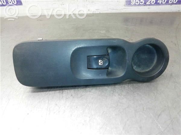 Electric window control switch   8200278436