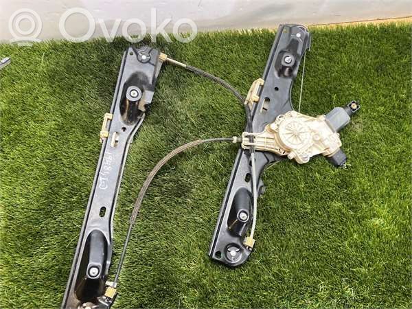 BMW X1 E84 Alzacristalli elettrico della portiera anteriore 
