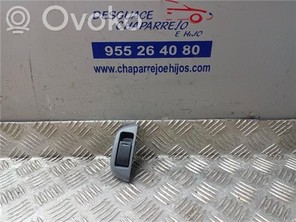 Toyota Aygo AB10 Electric window control switch