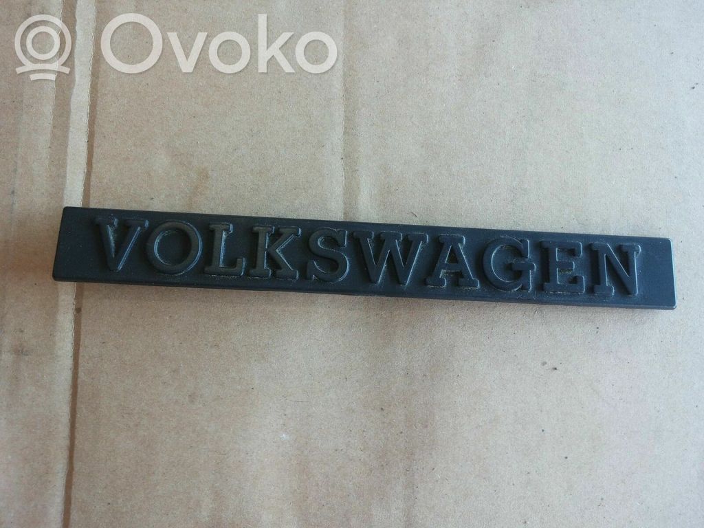 Volkswagen Golf I Ražotāja plāksnīte / modeļa burti 